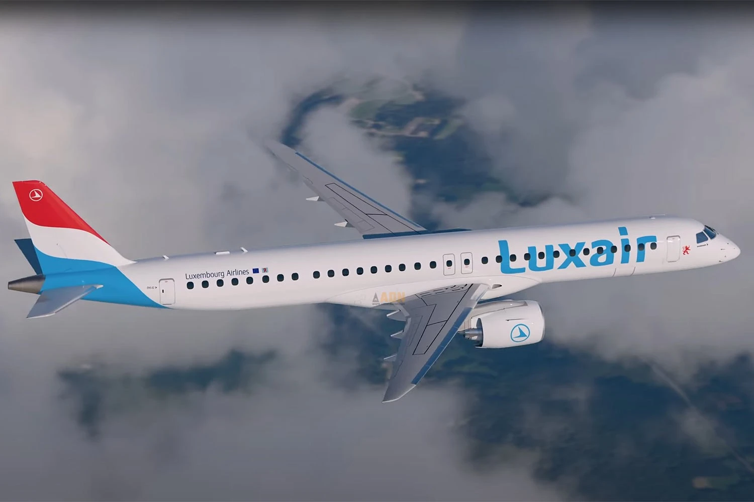 Primeiro Embraer E195-E2 da Luxair é visto com nova pintura