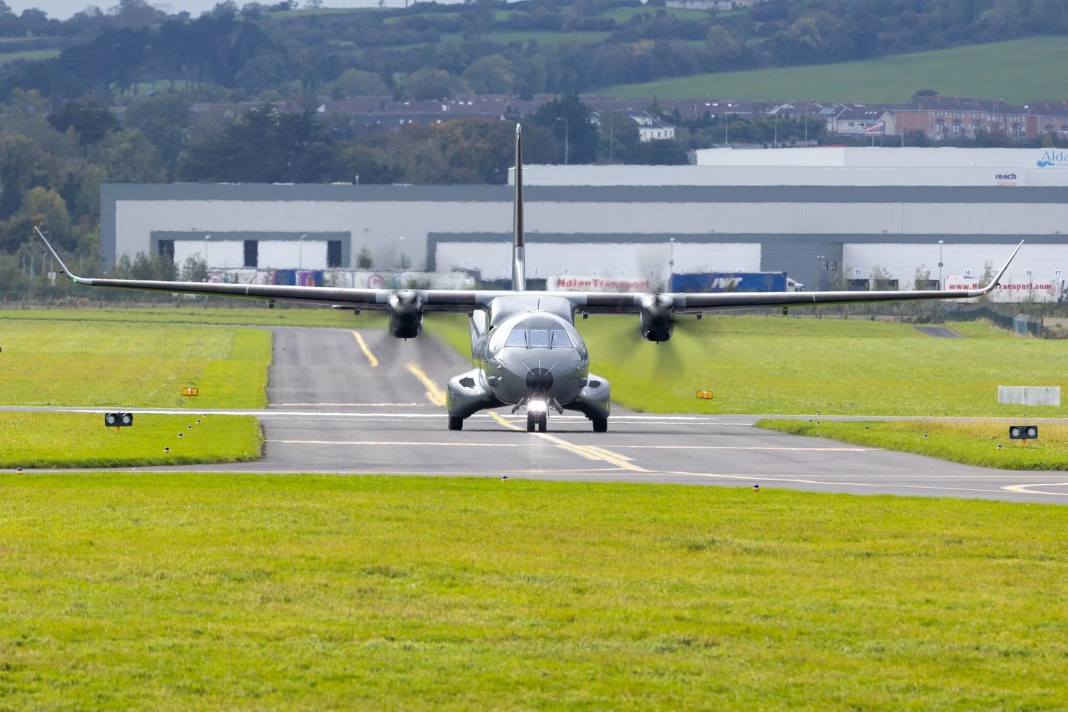 Terceiro Airbus C295 do Corpo A&eacute;reo Irland&ecirc;s