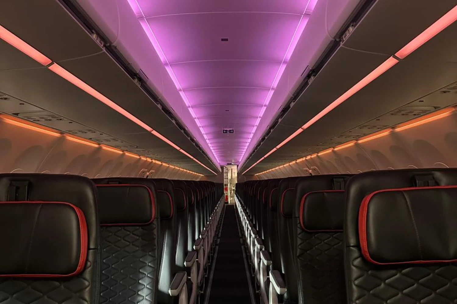 Cabine Airspace (Avianca)