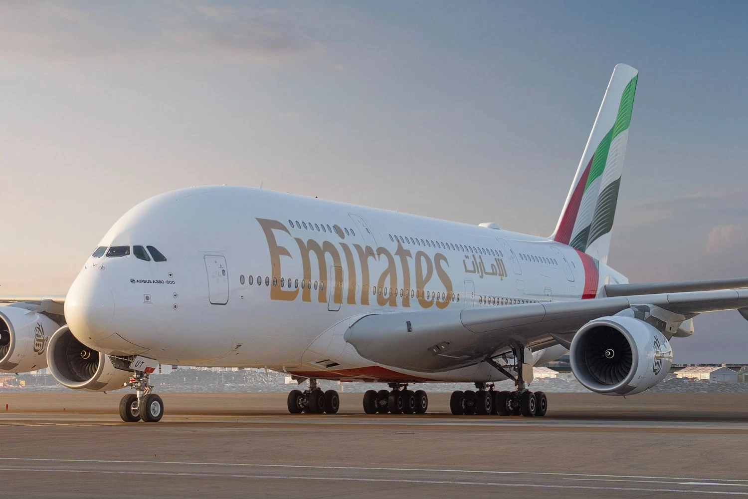 Emirates e Aeroporto de Dubai retomam normalidade após conflito no Irã