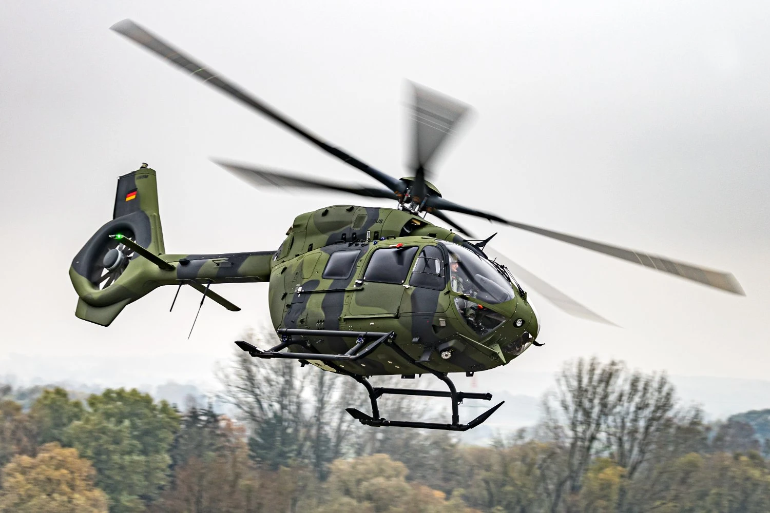 helicóptero H145