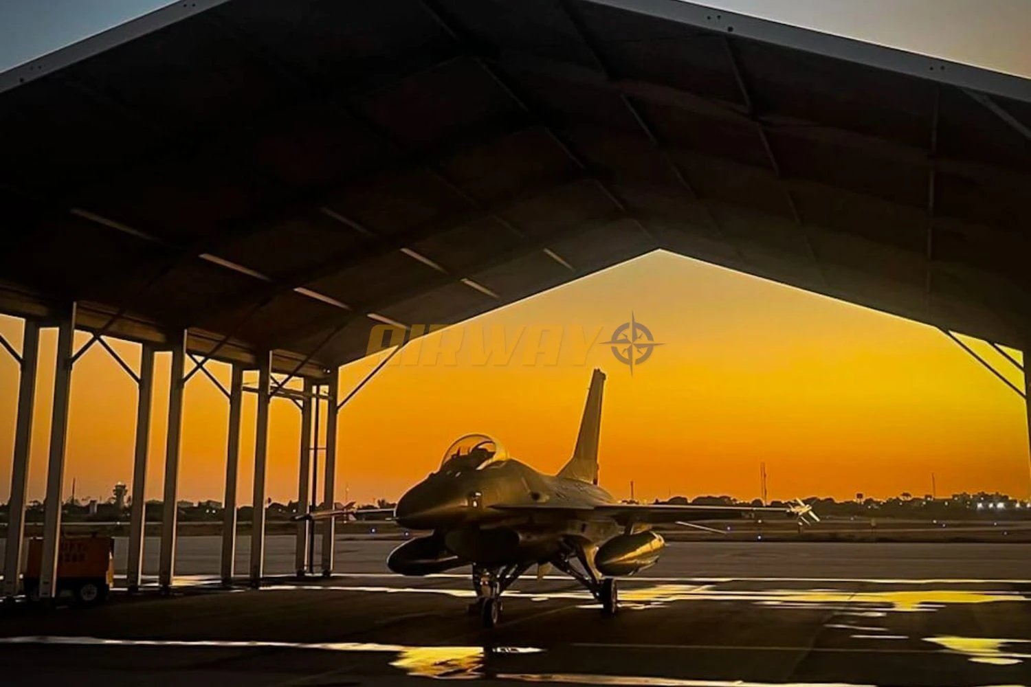 Chegada de caças F-16 argentinos é acompanhada ao vivo no Youtube