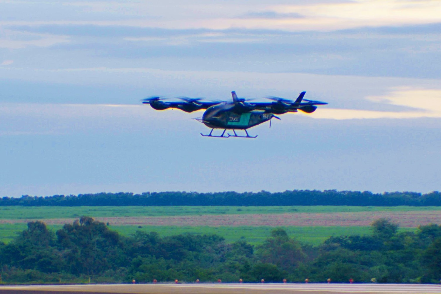 eVTOL da Eve voa pela primeira vez (Eve Air Mobility)