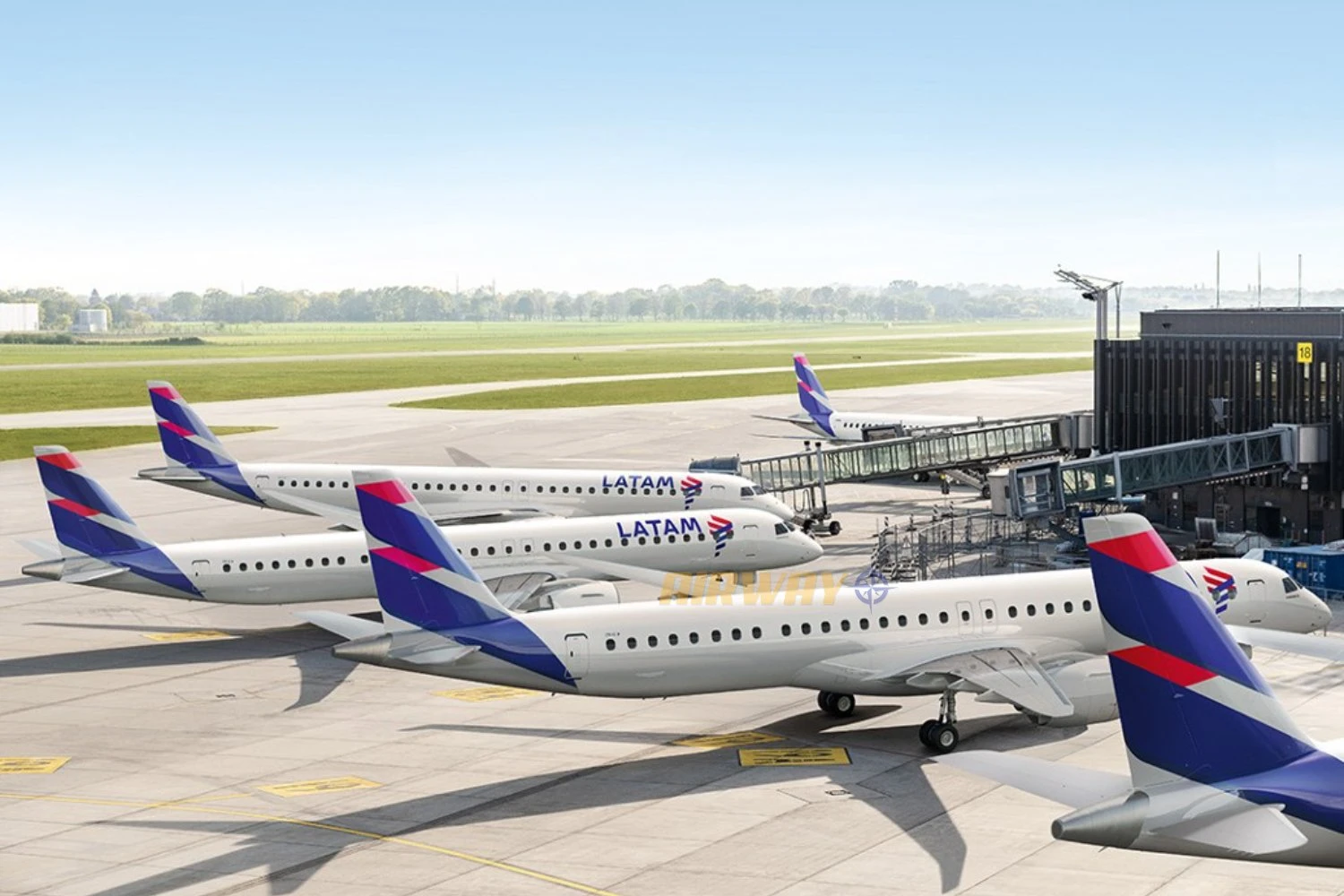 A LATAM ter&aacute; 24 E195-E2 em sua frota (Embraer)