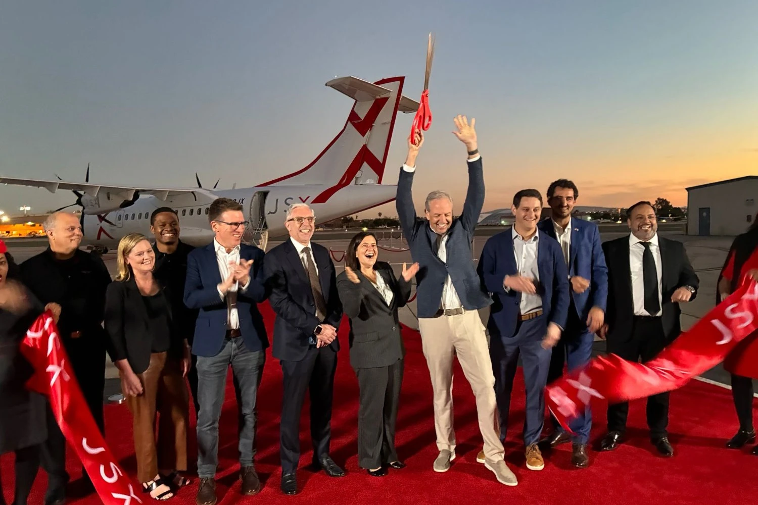 JSX celebra sua primeira aeronave ATR