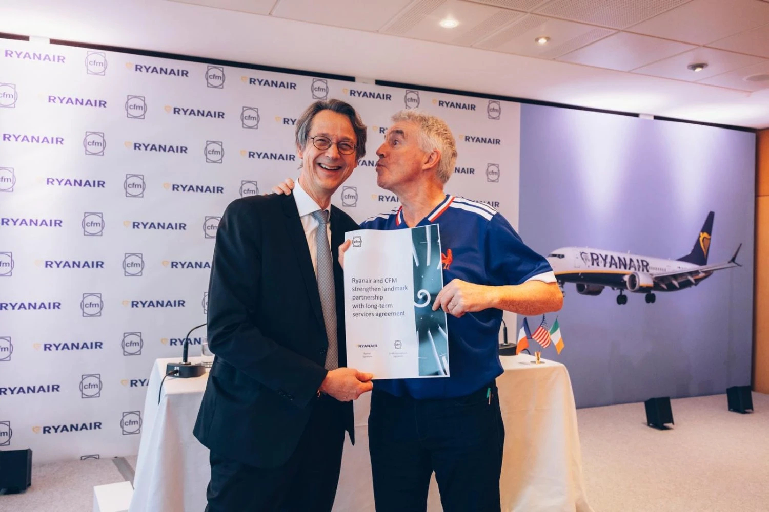 Olivier Andri&egrave;s, CEO da Safran, e Michael O&rsquo;Leary, CEO da Ryanair (Ryanair)