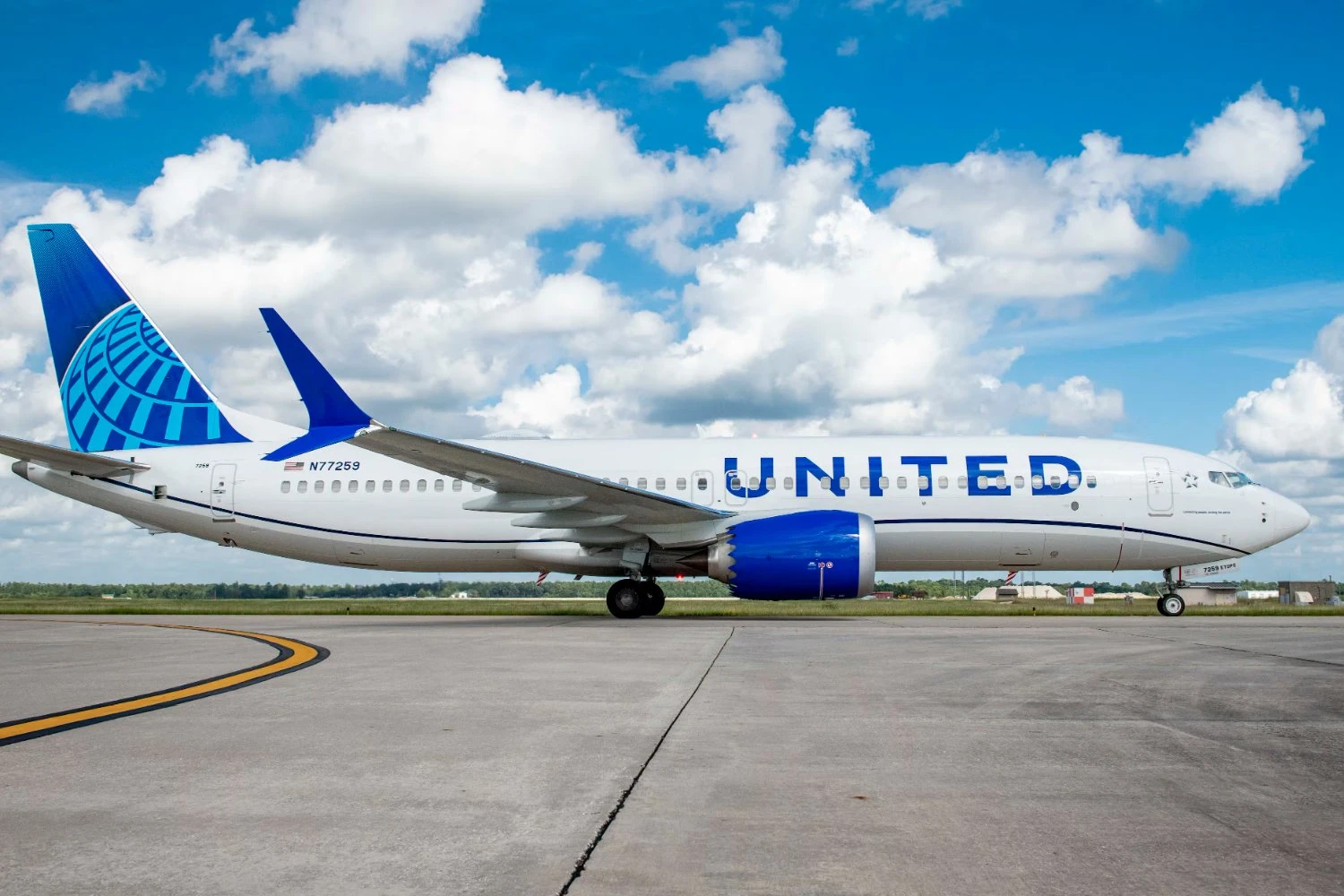 United coloca jatos Boeing 737 MAX 8 em sua operação em Guam