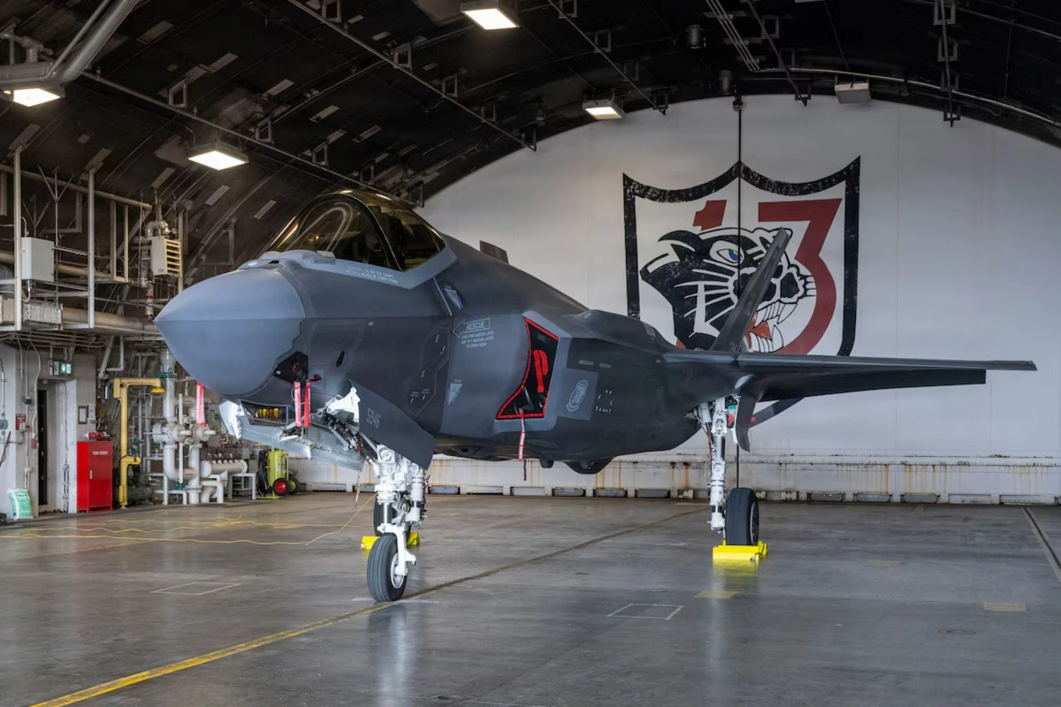 Força Aérea dos EUA transfere caças F-35 para o Japão vigiar China