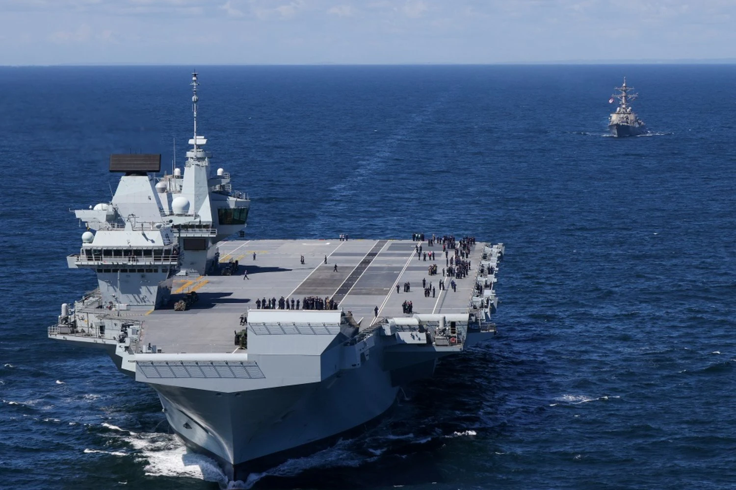 HMS Pr&iacute;ncipe de Gales