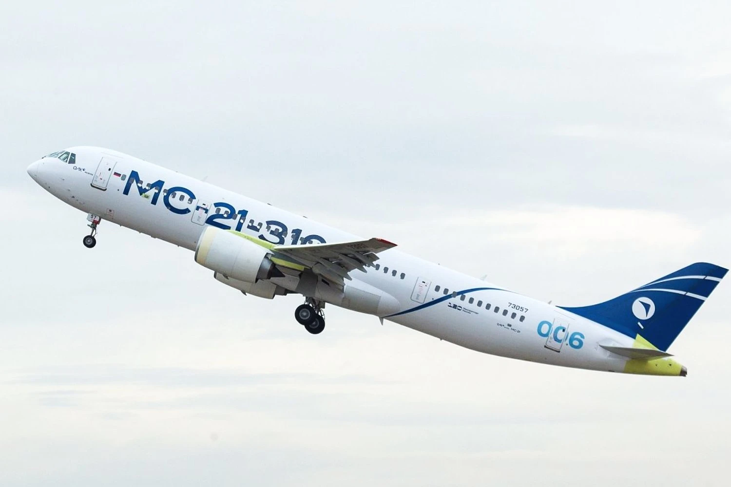 Rússia adia certificação e entregas do jato MC-21-310 para 2027