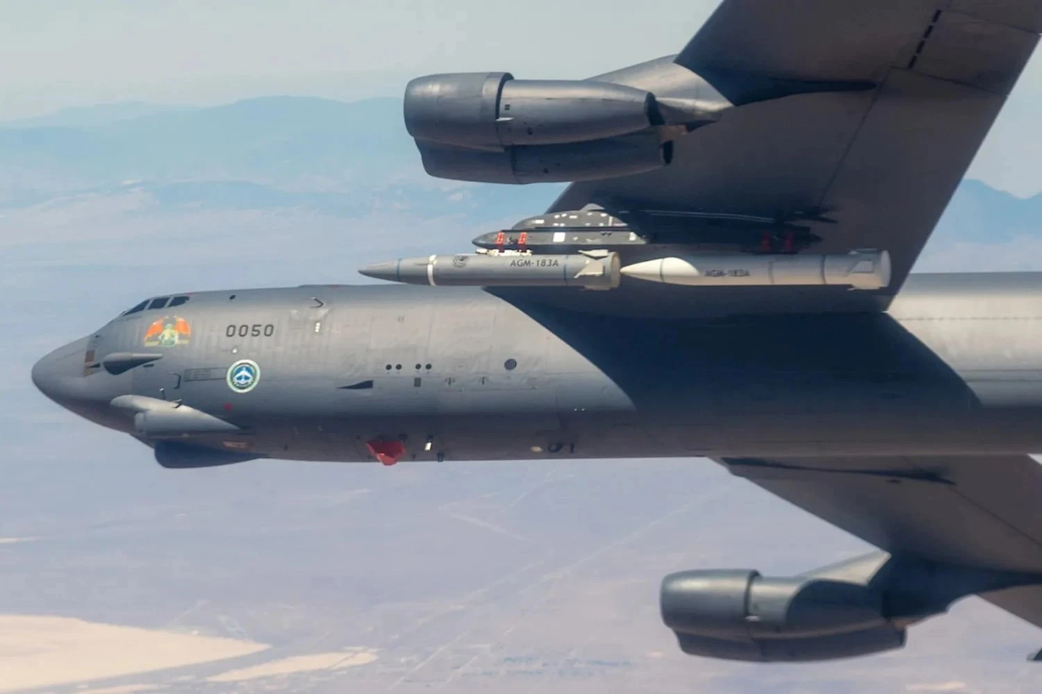 Mísseis AGM-183 em um B-52H (USAF)