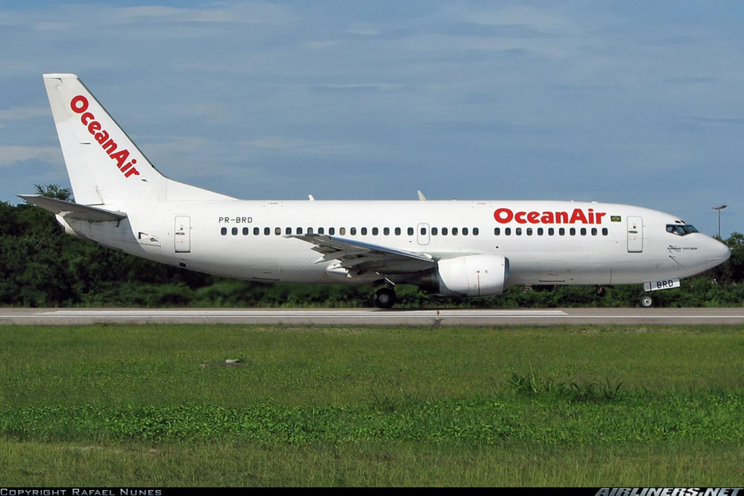 PR-BRD com o nome Oceanair. Apenas o PR-BRK recebeu a pintura completa (Rafael Nunes via Airliners.net).