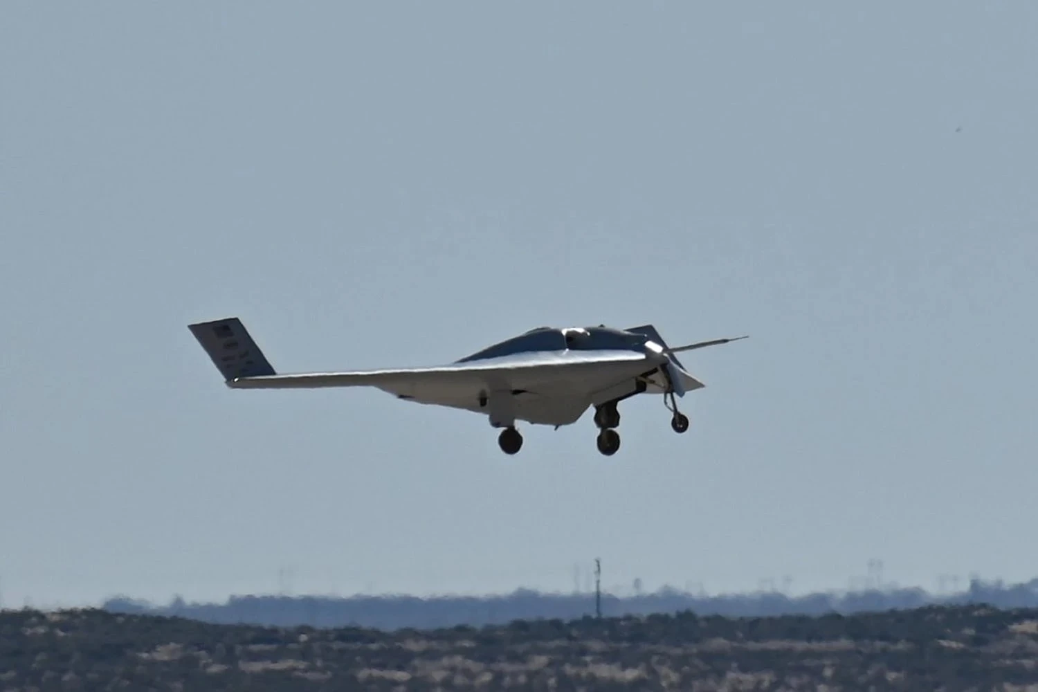 EUA iniciam testes com o drone híbridoe-elétrico XRQ-73