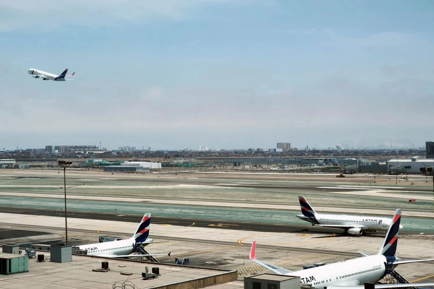Aeroporto Internacional Jorge Chávez (Typsa)