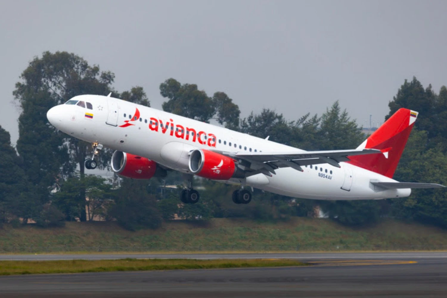 Avianca amplia voos no Brasil e terá 56 frequências semanais na alta temporada