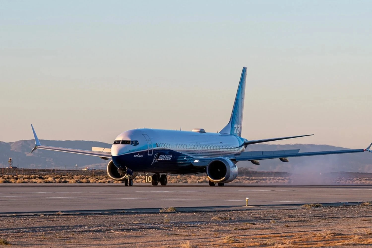 Boeing 737 MAX 10 (Boeing)