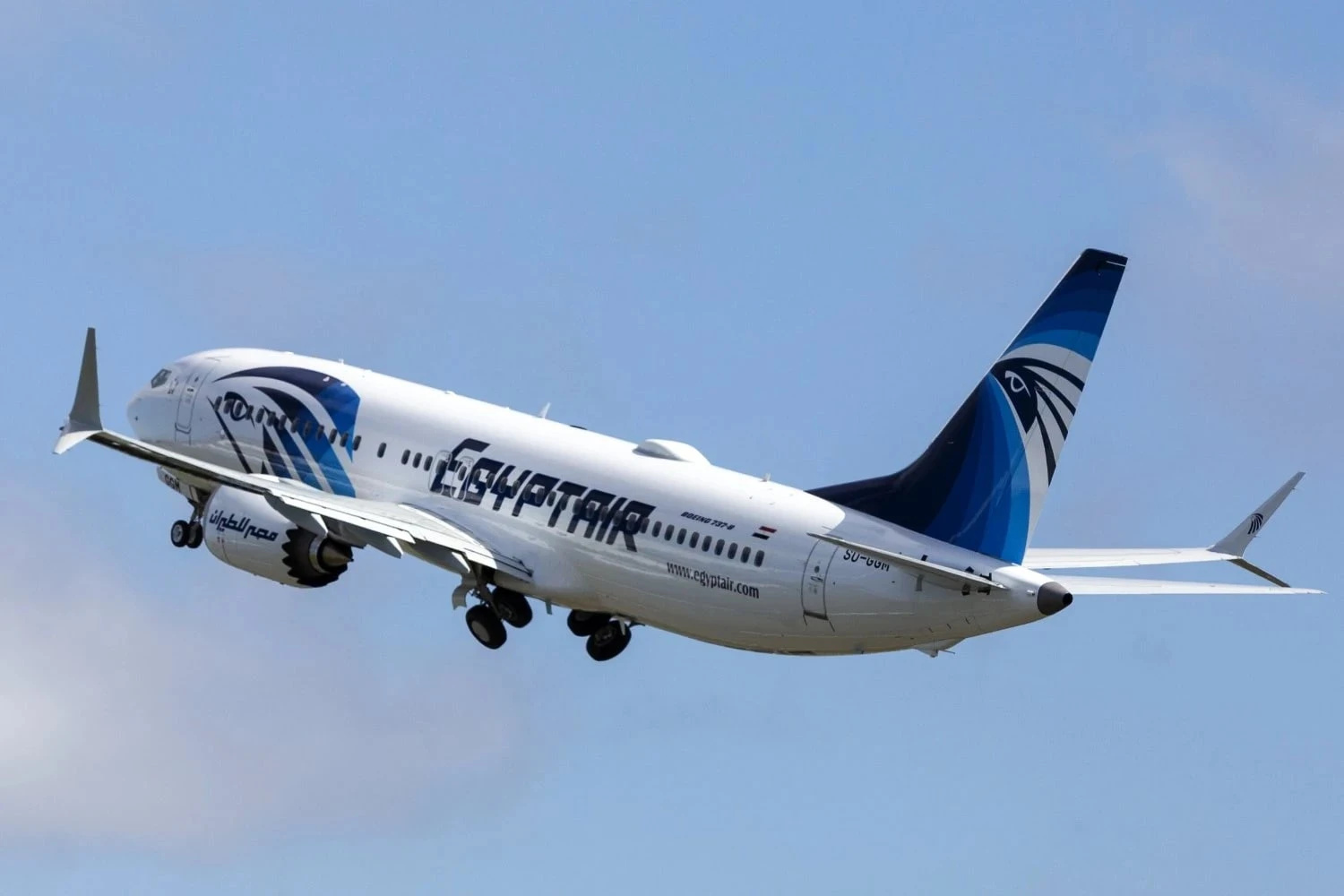 EgyptAir recebe primeiro Boeing 737 MAX 8 arrendado