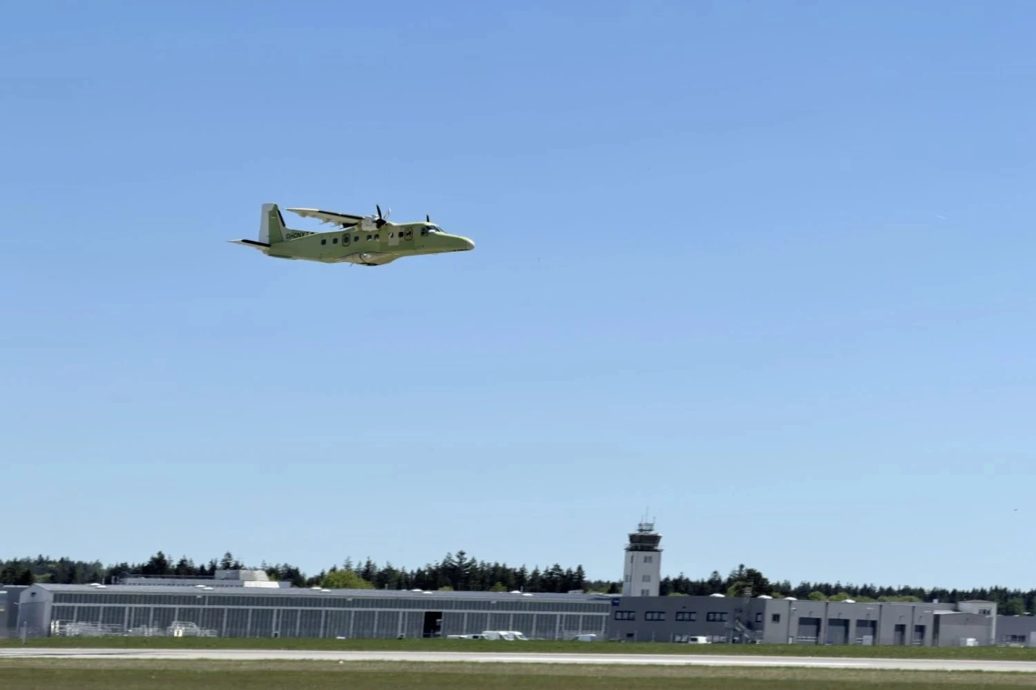 Do228 NXT primeiro voo (General Atomics Aerotec)