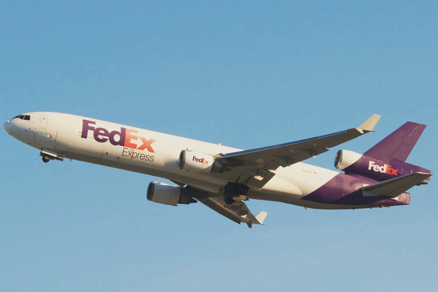 FedEx deve retomar voos com o MD-11 em rota para Miami