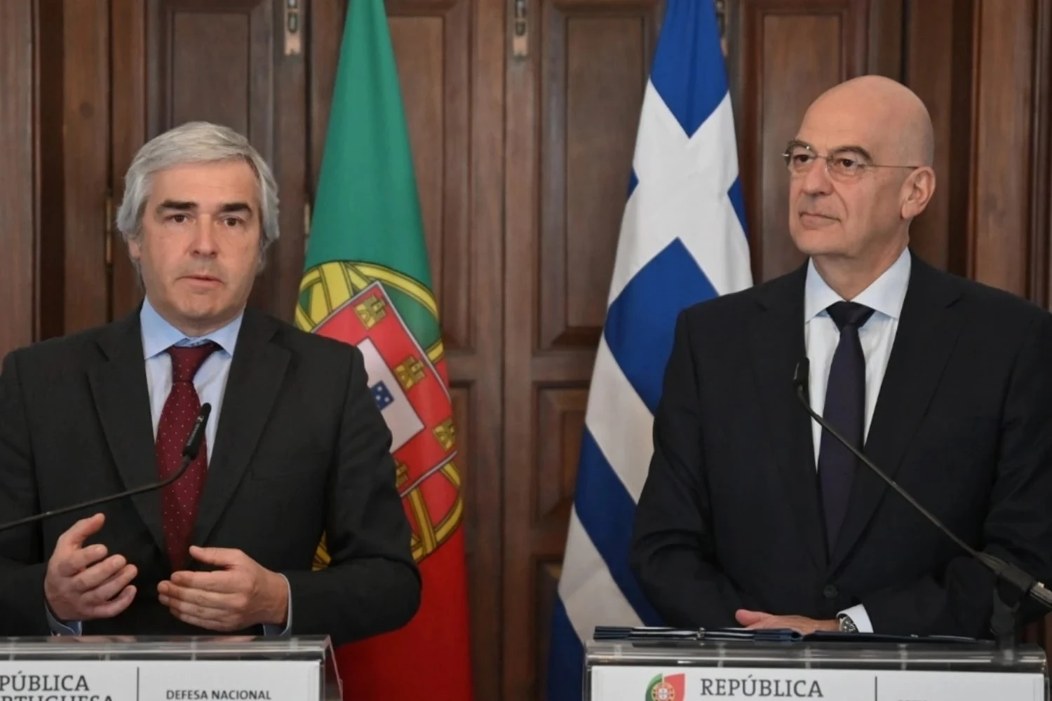 Ministros da Defesa de Portugal e da Grécia (Greek government)