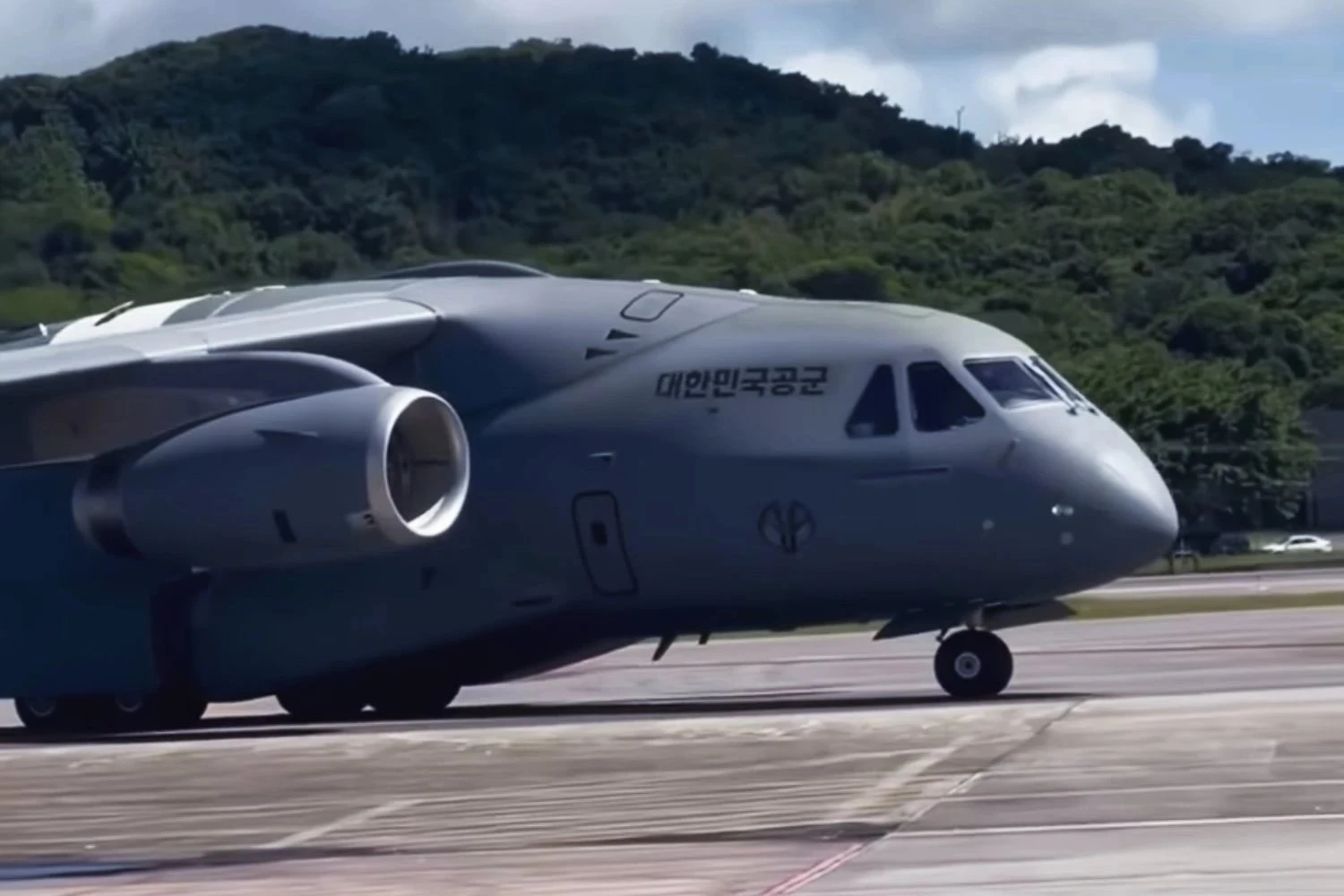 O primeiro C-390 da Coreia do Sul em Recife (Carrasco_dos_avioes)