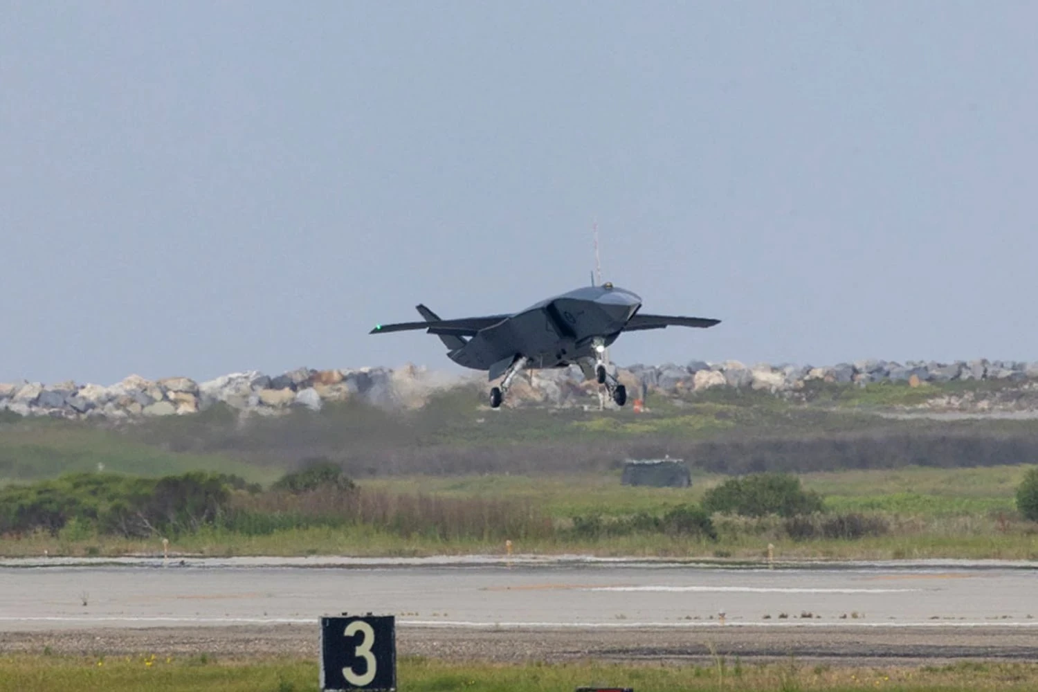 MQ-28 Ghost Bat da Boeing é realmente invisível aos radares? Novos testes confirmam