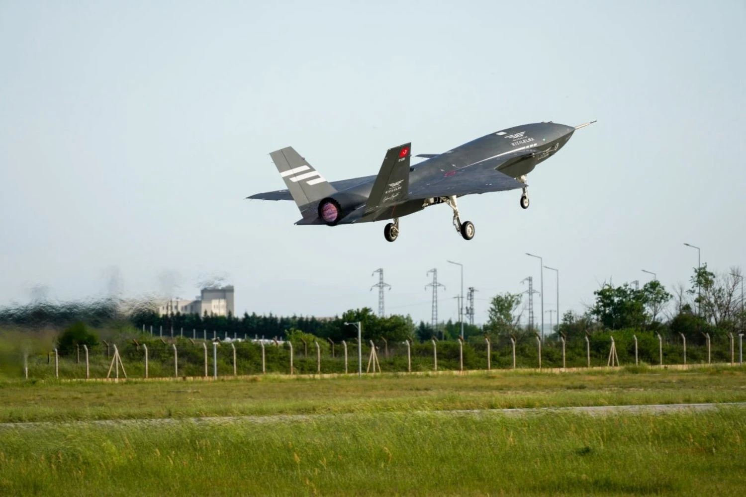 Kizilelma unmanned fighter
