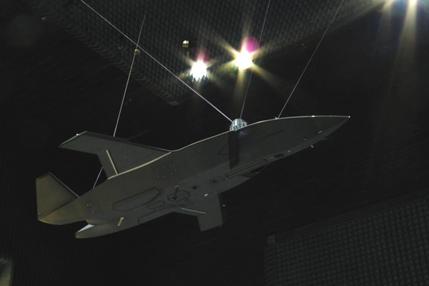 Testes de stealth do Boeing MQ-28 Ghost Bat (Boeing)