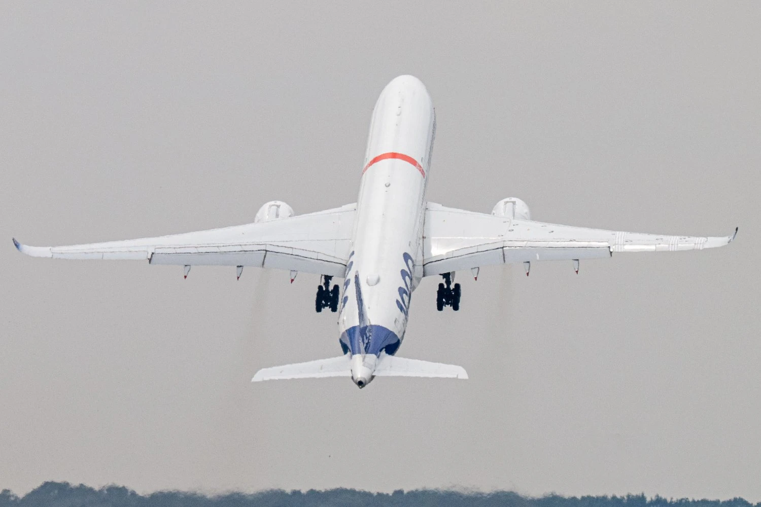 Airbus registra mais que o dobro de pedidos em relação às entregas no primeiro semestre de 2026