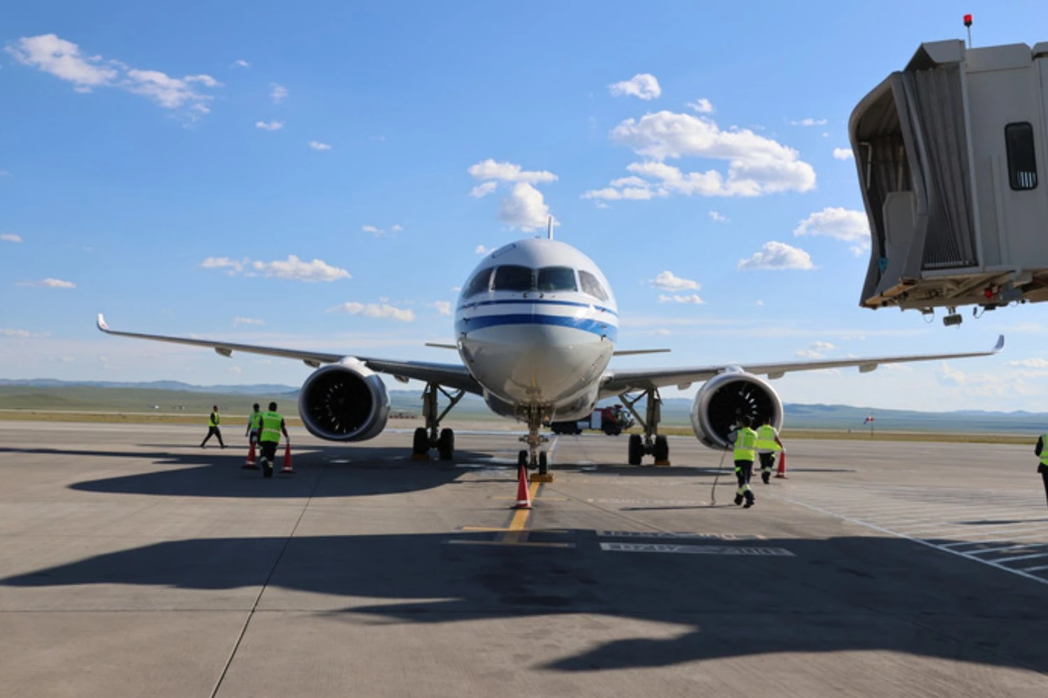 Mongólia avalia COMAC C919 para renovação da frota da MIAT