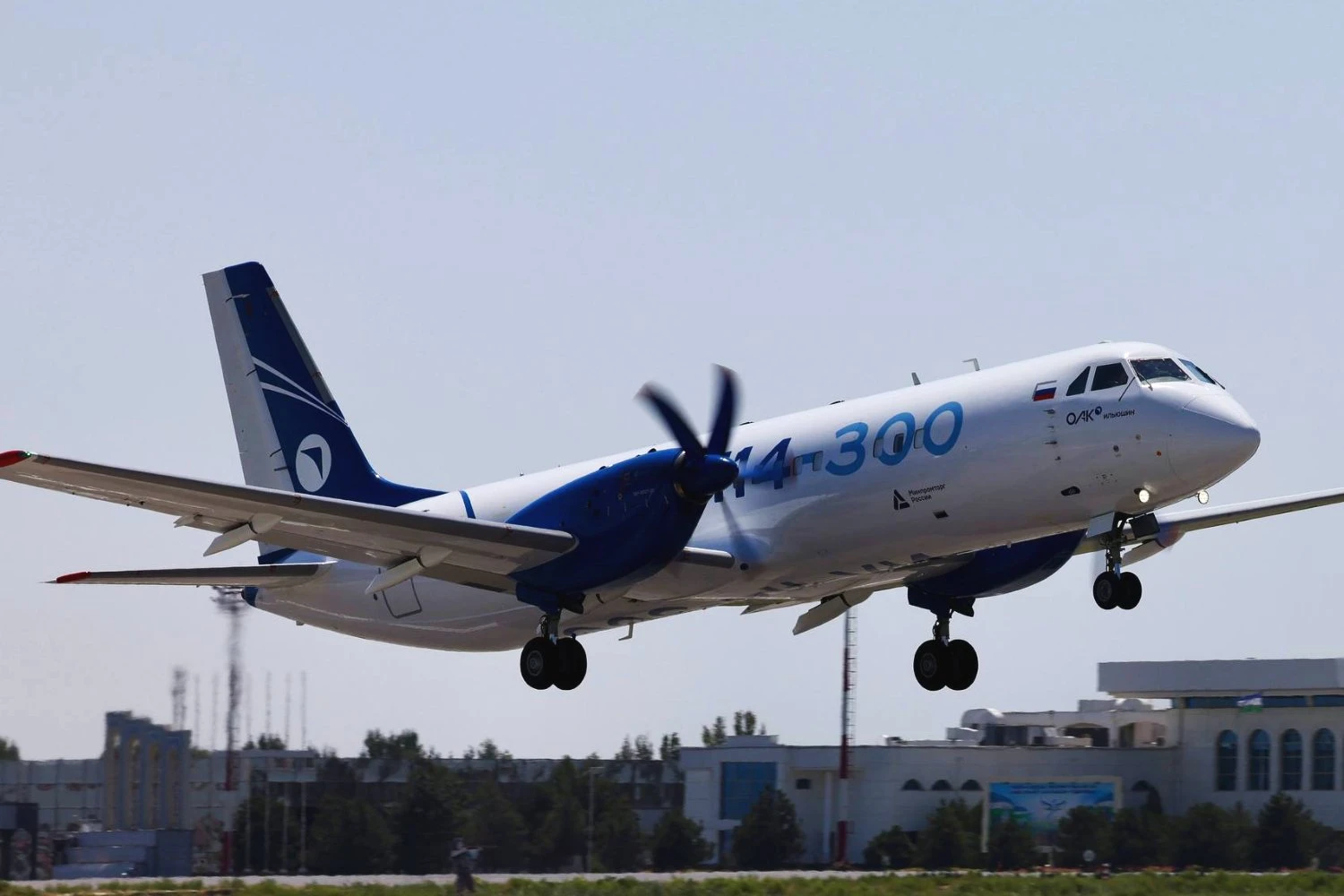 Il-114-300