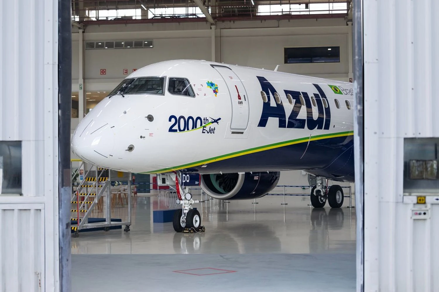 E195-E2 da Azul