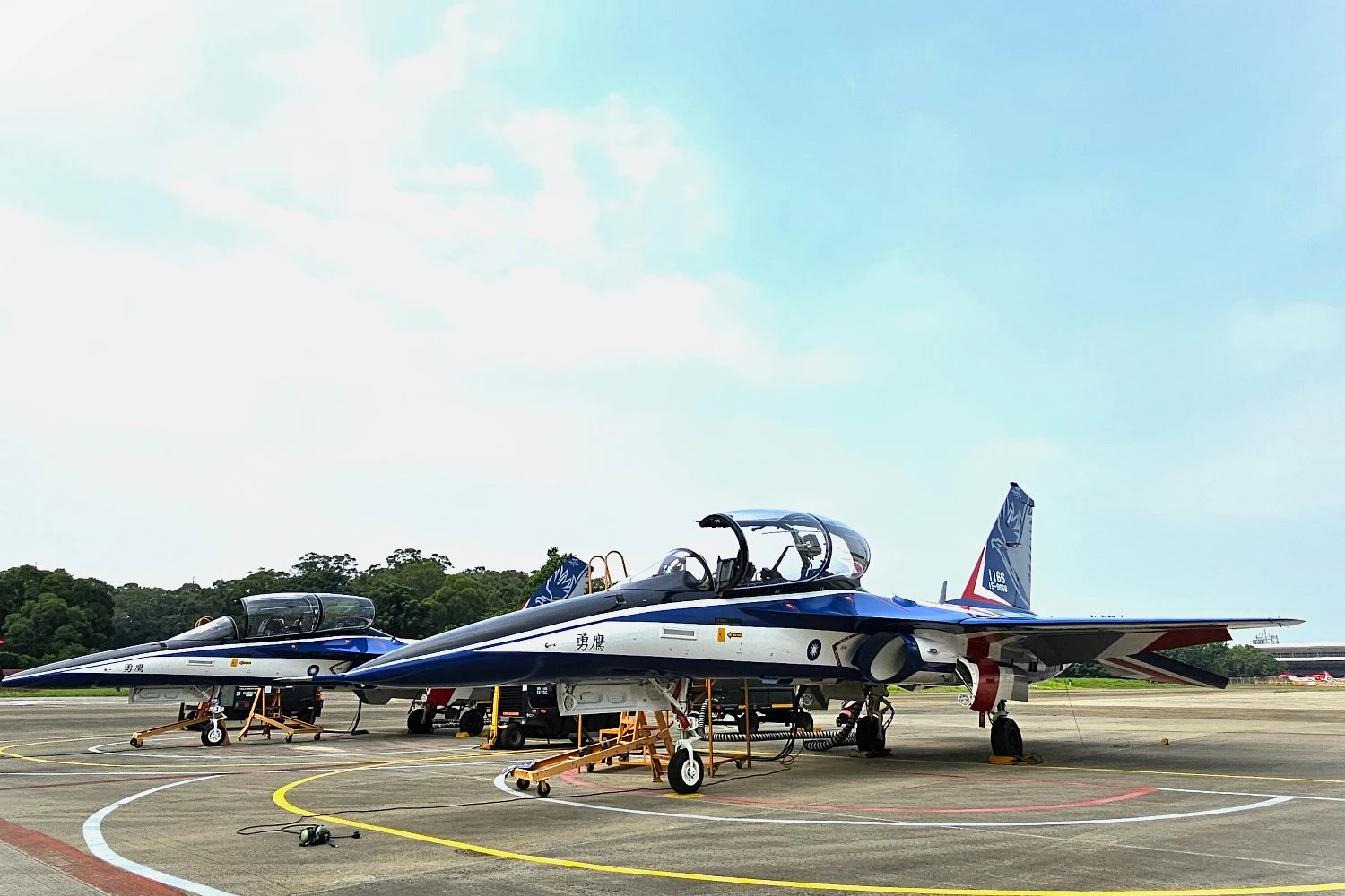Taiwan recebe o 66º jato treinador avançado T-5 Brave Eagle