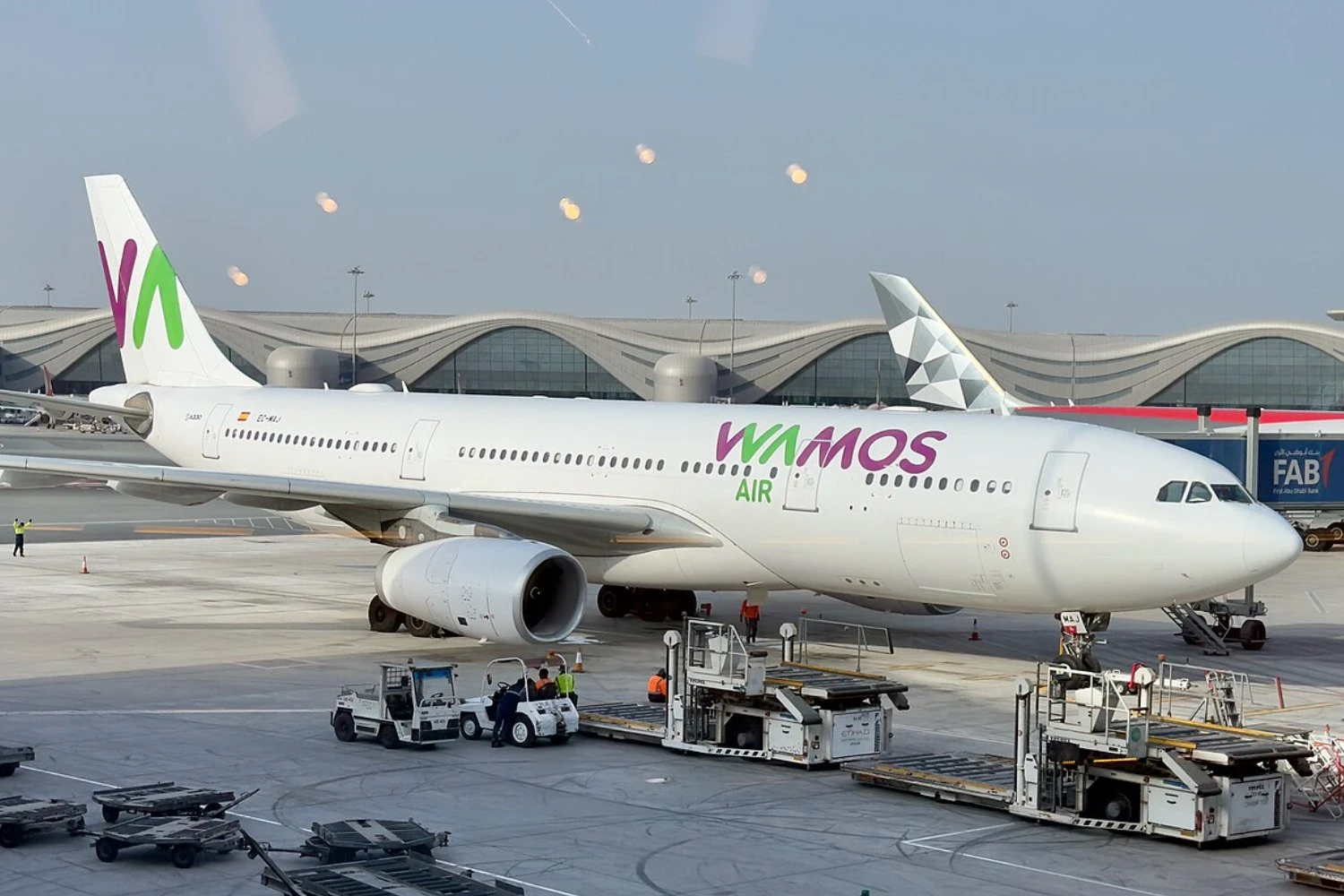 Wamos Air Airbus A330-200 EC-MAJ