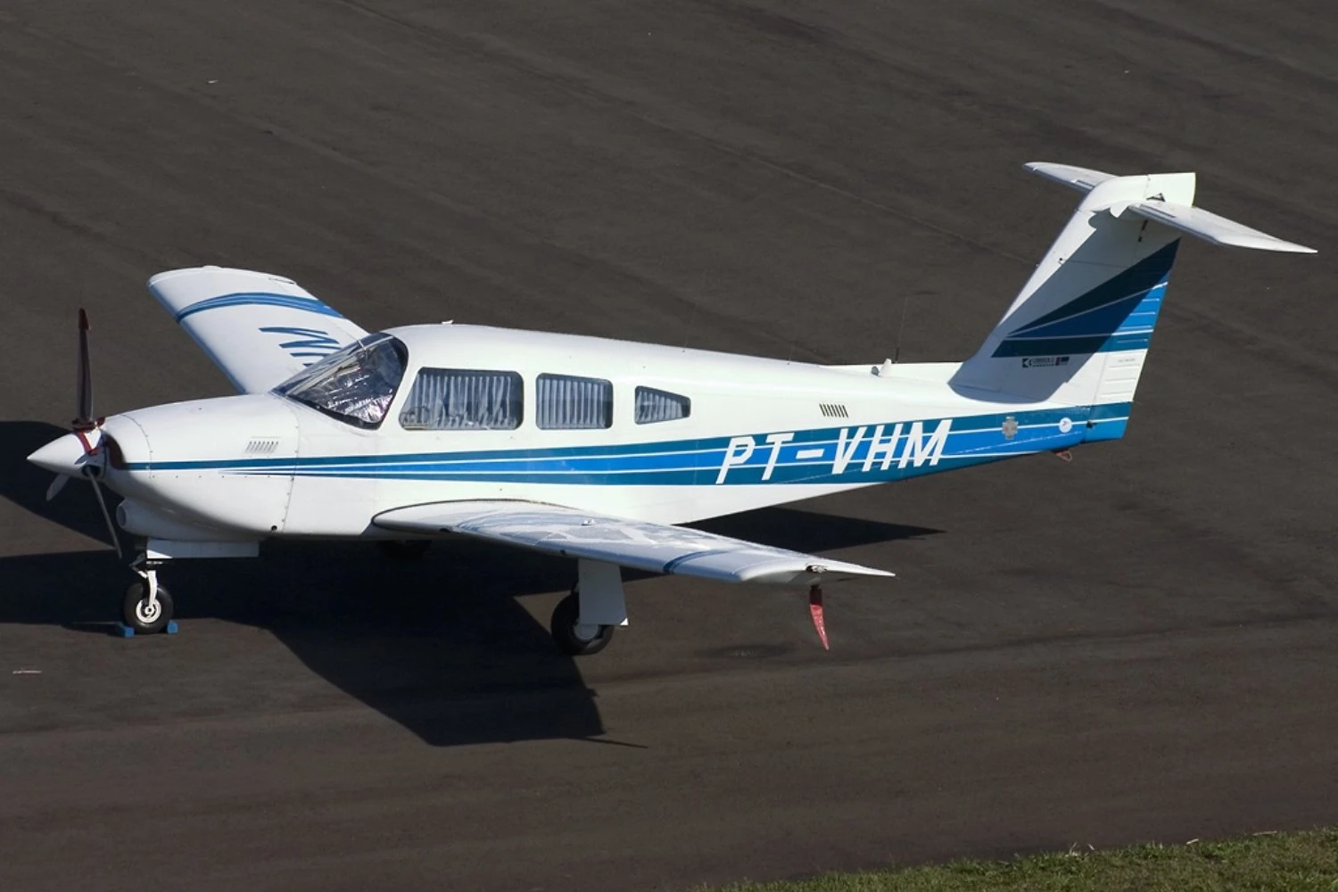 Modelo Corisco Turbo fabricado pela Neiva, que foi incorporada pela Embraer
