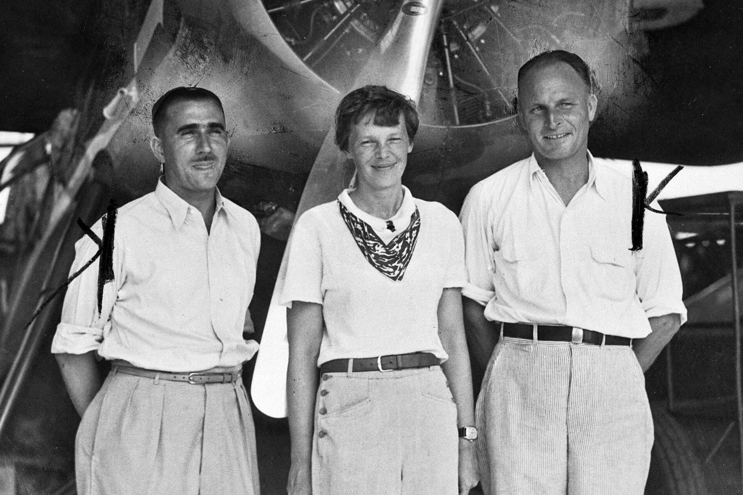 Paul Mantz, Amelia Earhart e Marshall Headle