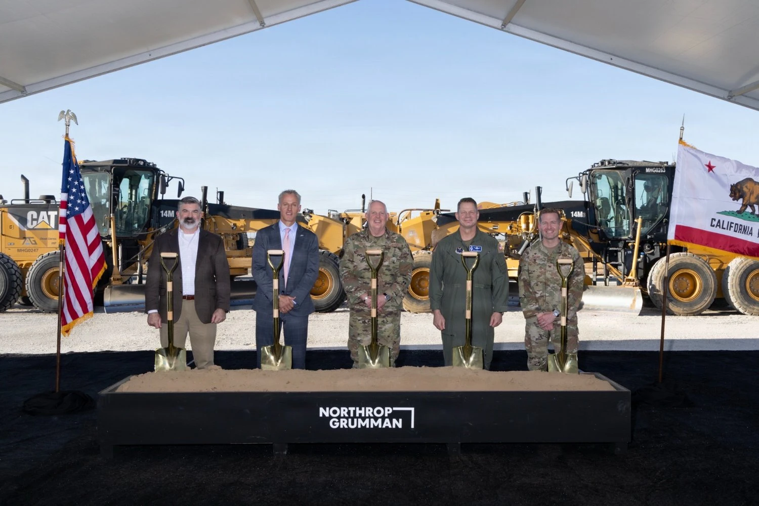O Departamento da Força Aérea e a Northrop Grumman deram início às obras da nova linha de montagem final na Instalação 42 da Força Aérea.