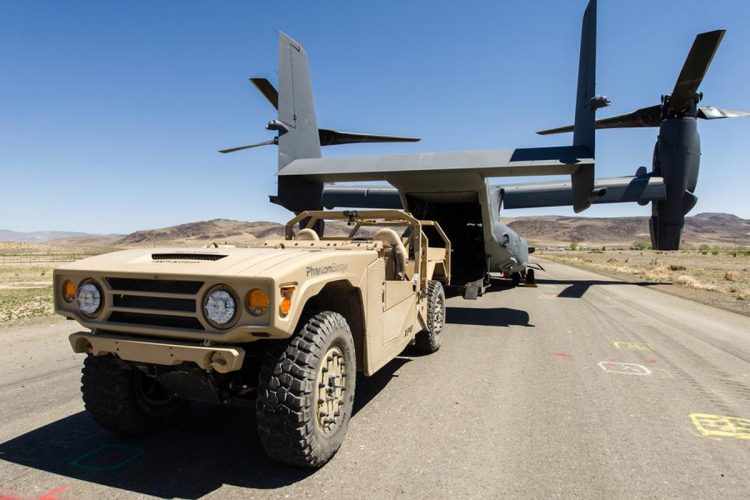 O jipe da Boeing foi concebido para ser transportado a bordo do V-22 Osprey (Boeing)