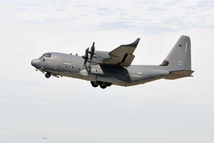 A USAF testou neste ano um Hercules equipado com winglets (USAF)