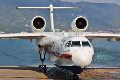 Turquia freta dois aviões russos Be-200ES para combate a incêndios