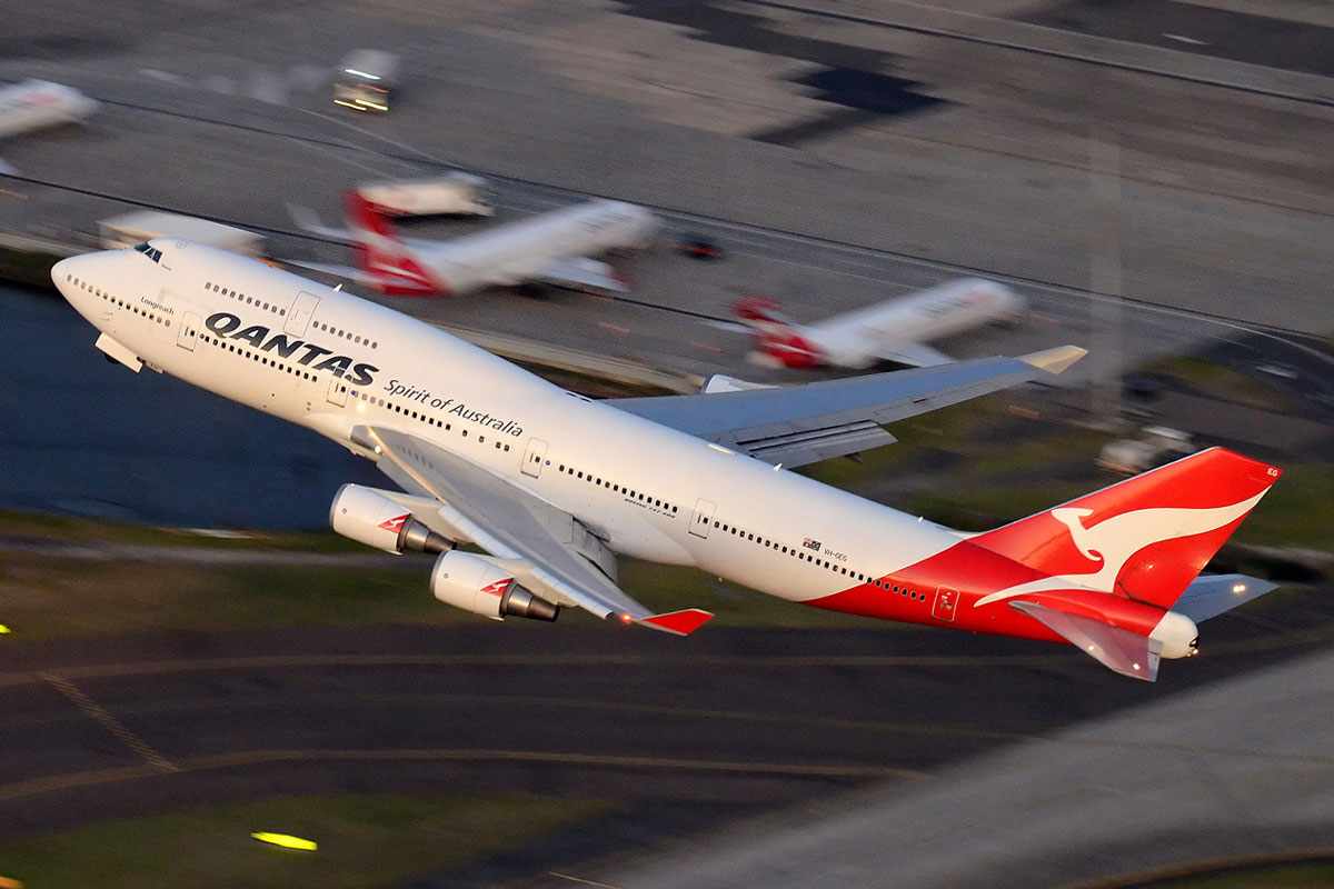 A Qantas preferiu ficar com seus A380 e aponsentar primeiro o 747 - Airway