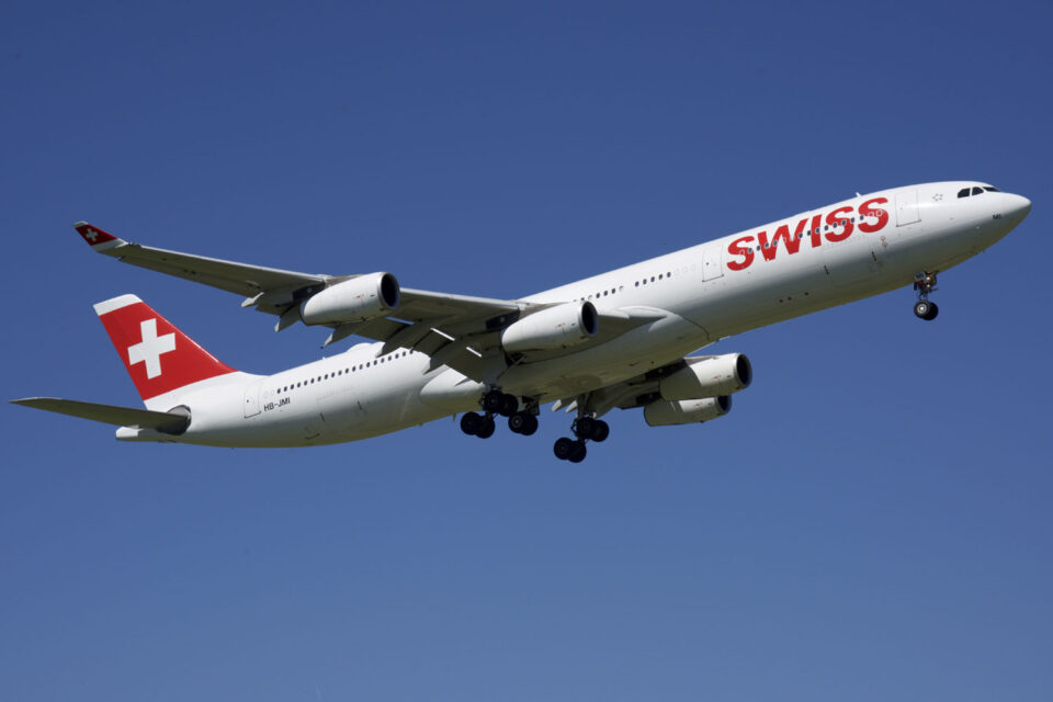 A340-300 da Swiss (Aero Icarus)