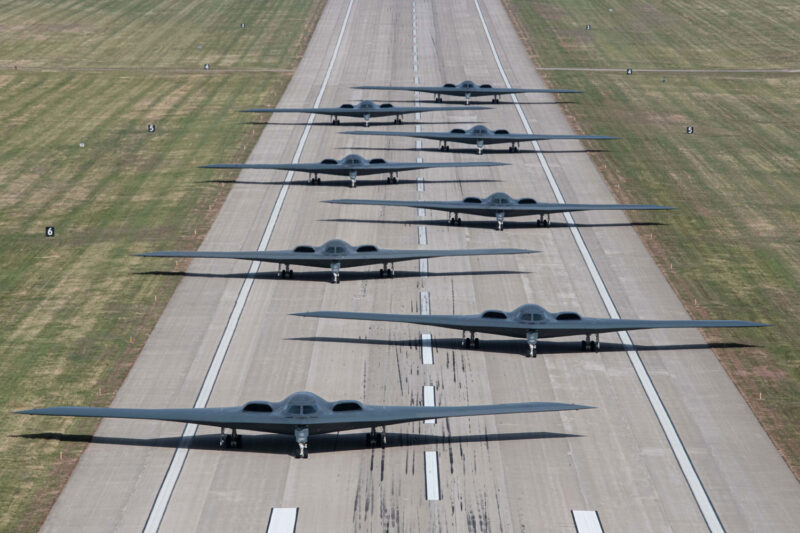 A Força Aérea dos EUA tem 19 jatos B-2 ativos (USAF)