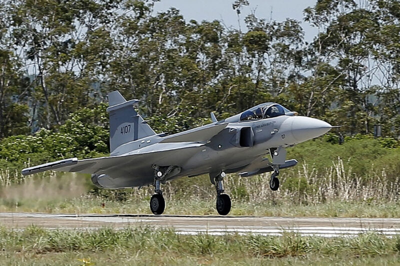 Caça Gripen FAB 4107