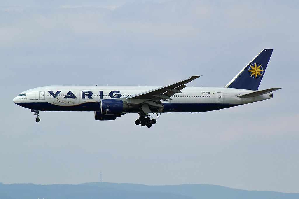 Varig_Boeing_777-222-ER_PP-VRE__Ruben_Berta__(25991519424) - Airway