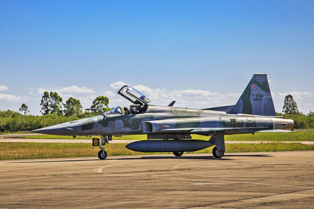 Caças F-5 Tiger II da FAB foram transferidos para a Base Aérea de Santa Maria