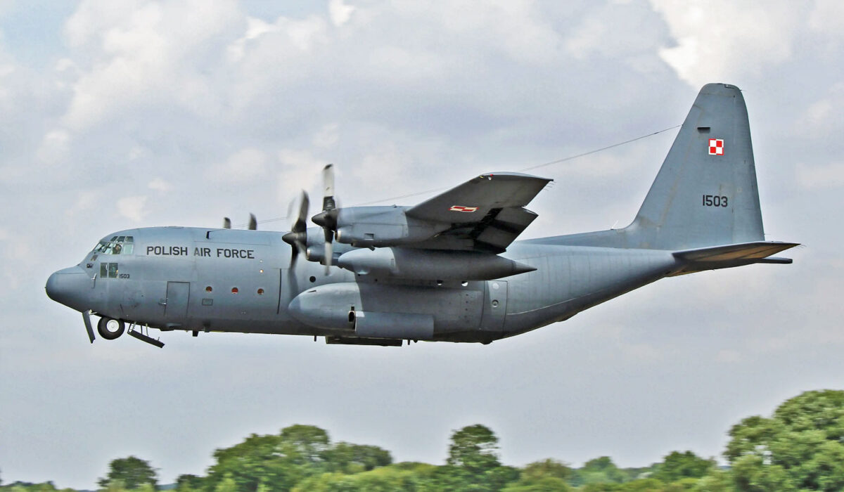 A Polônia recebeu seus primeiros C-130 usados em 2009