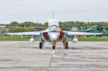 Novo jato YAK-130 da Força Aérea da Rússia