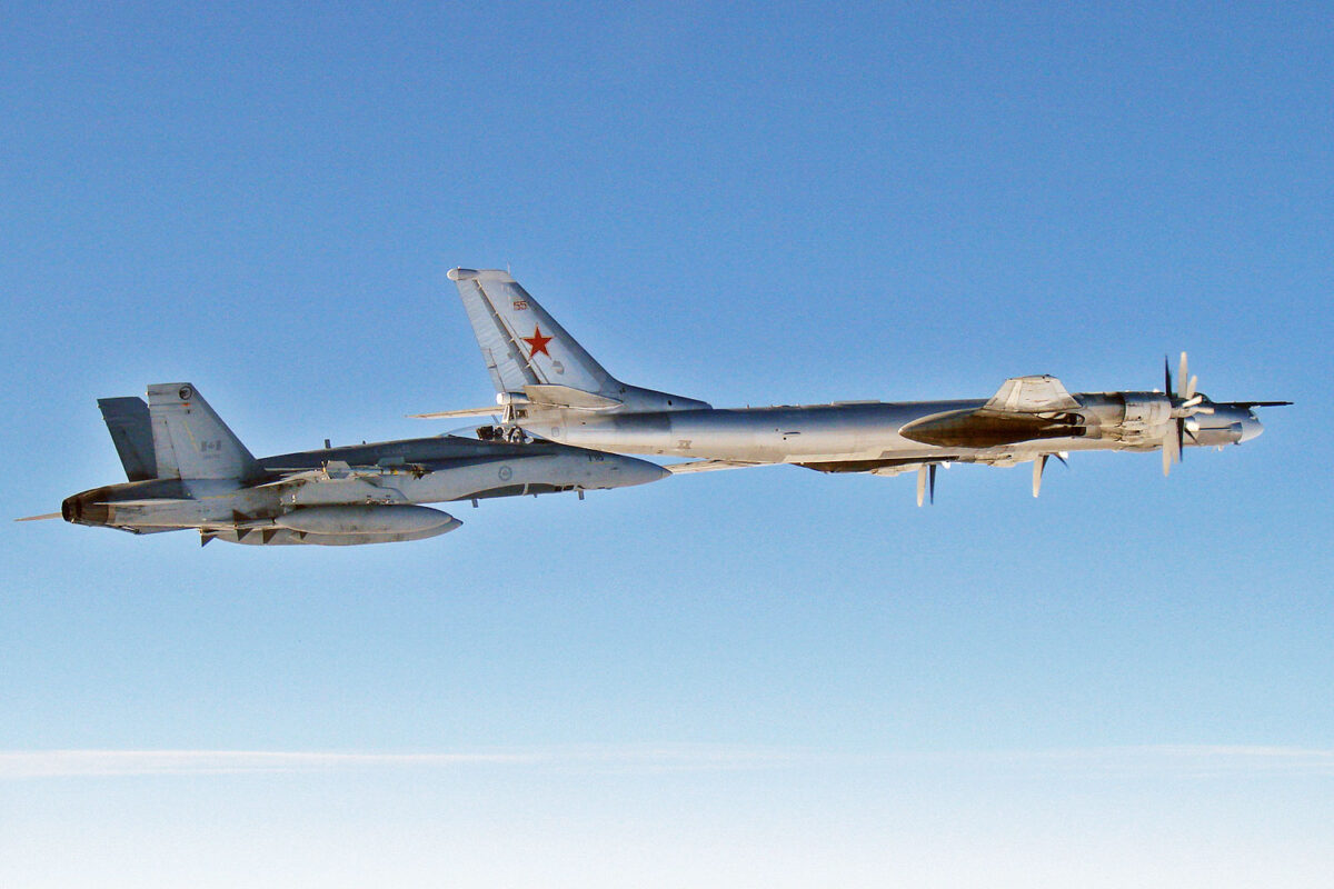 O Tu-95 é o equivalente russo ao B-52 dos EUA