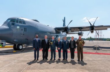 O primeiro C-130J da Nova Zelândia é entregue